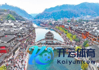 开云体育在野蛮嘹亮的华阴老腔声中-开云·kaiyun(中国)